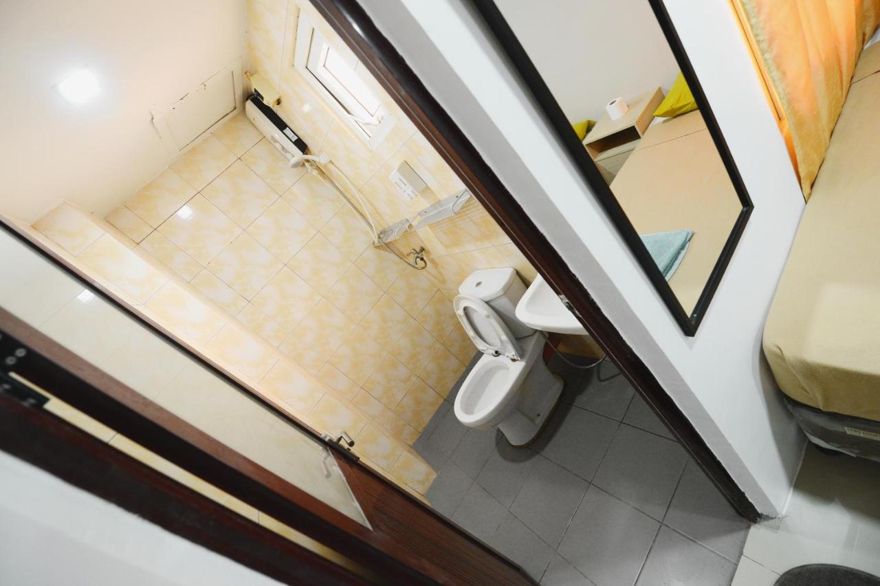 Cebu Courtyard Hotel Мактан Екстериор снимка